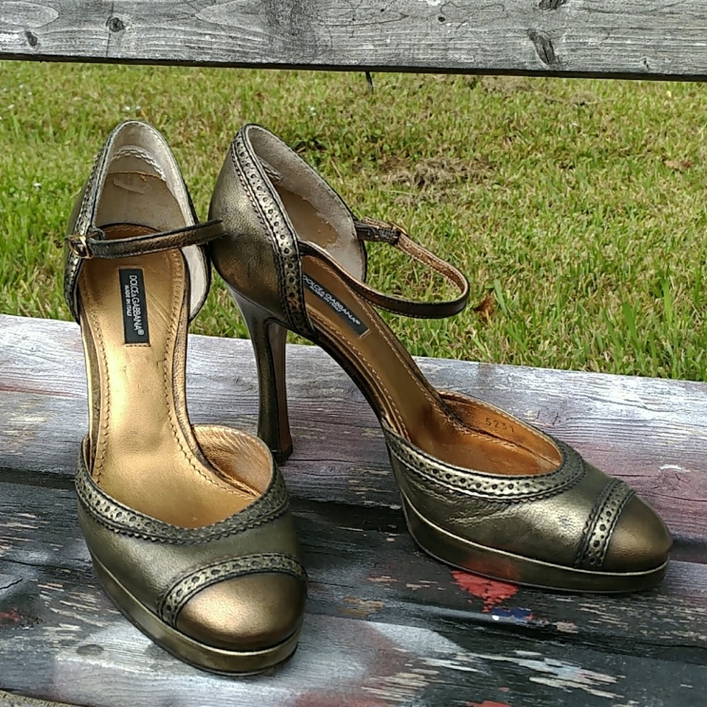 Dolce & Gabbana Bronze Gold Heels